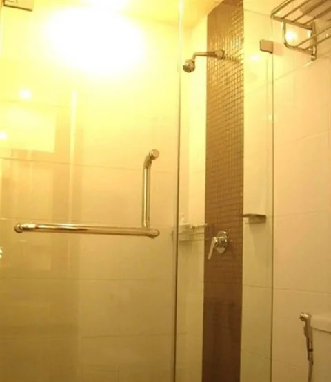 Чиангмай: Maninarakorn Hotel