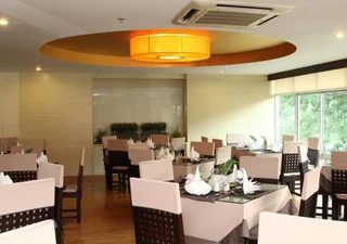 Чиангмай: Maninarakorn Hotel