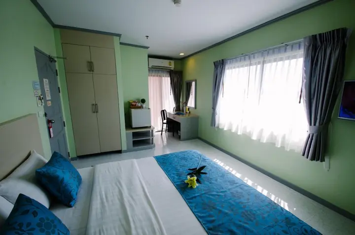 Хуахин: Thipurai City Hotel
