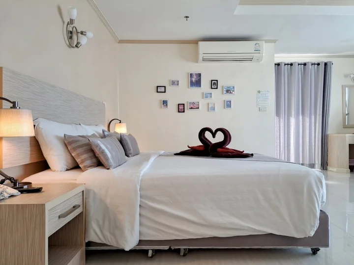 Хуахин: Thipurai City Hotel