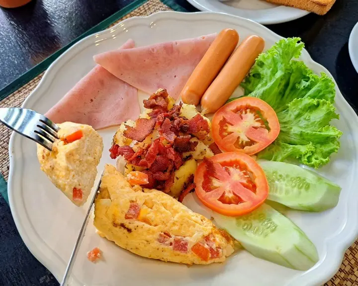Хуахин: Thipurai City Hotel