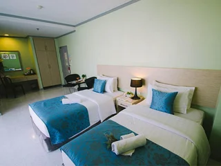 Хуахин: Thipurai City Hotel