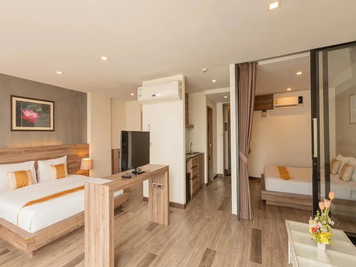 Бангкок: B2 Bangna Premier Hotel