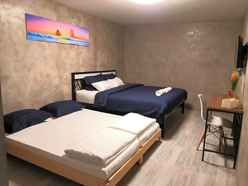 Лансака: Phooree Boutique Hotel โรงแรมภูรีบูธีค