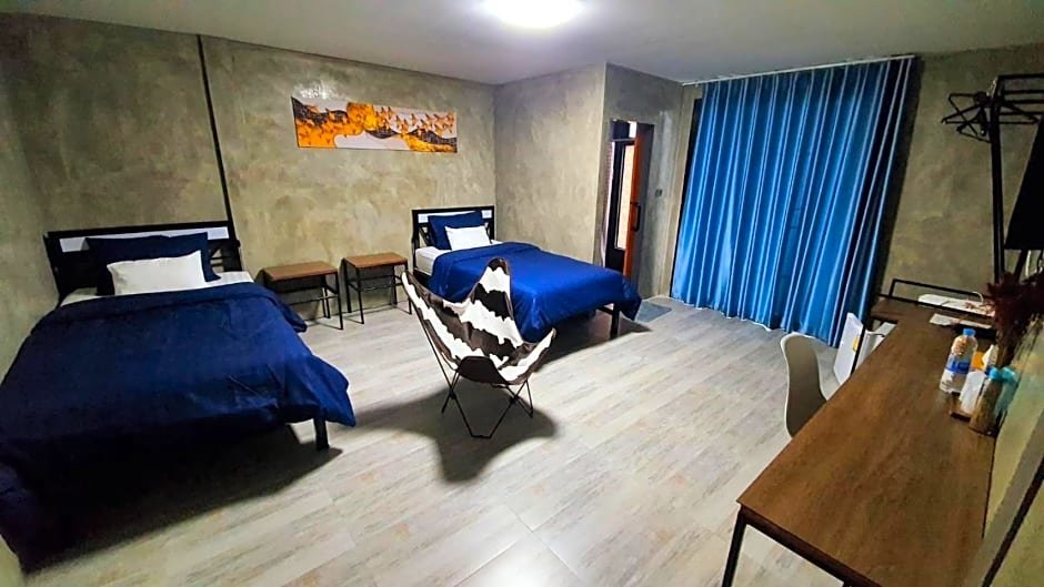 Лансака: Phooree Boutique Hotel โรงแรมภูรีบูธีค