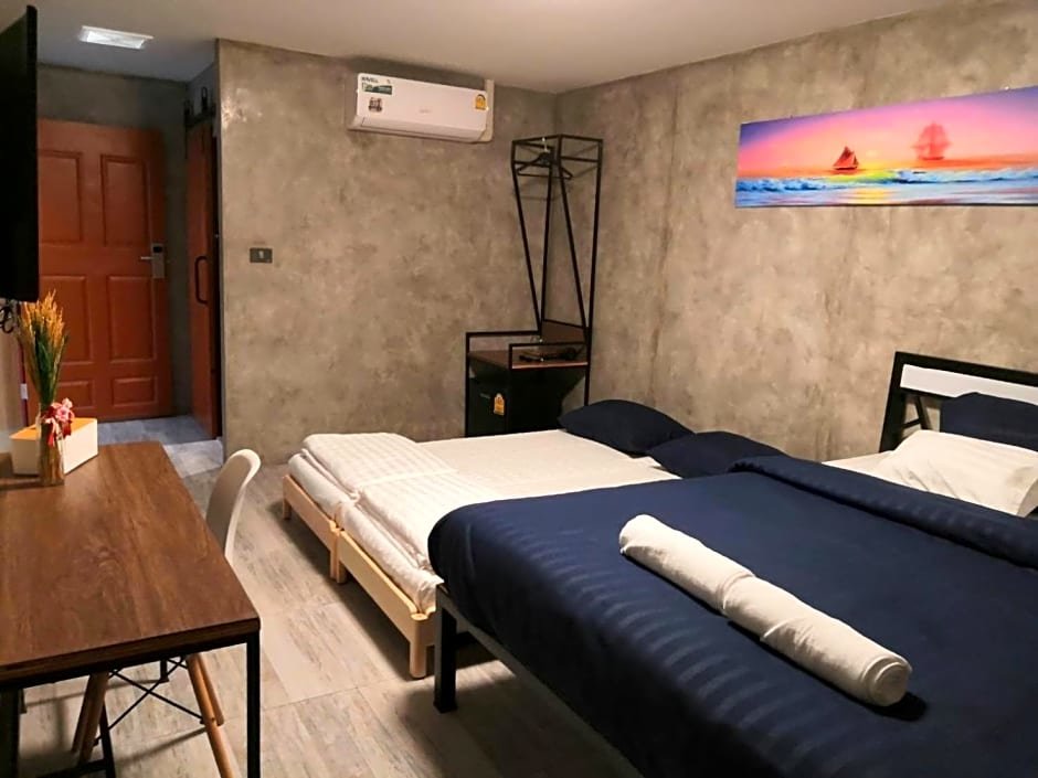 Лансака: Phooree Boutique Hotel โรงแรมภูรีบูธีค