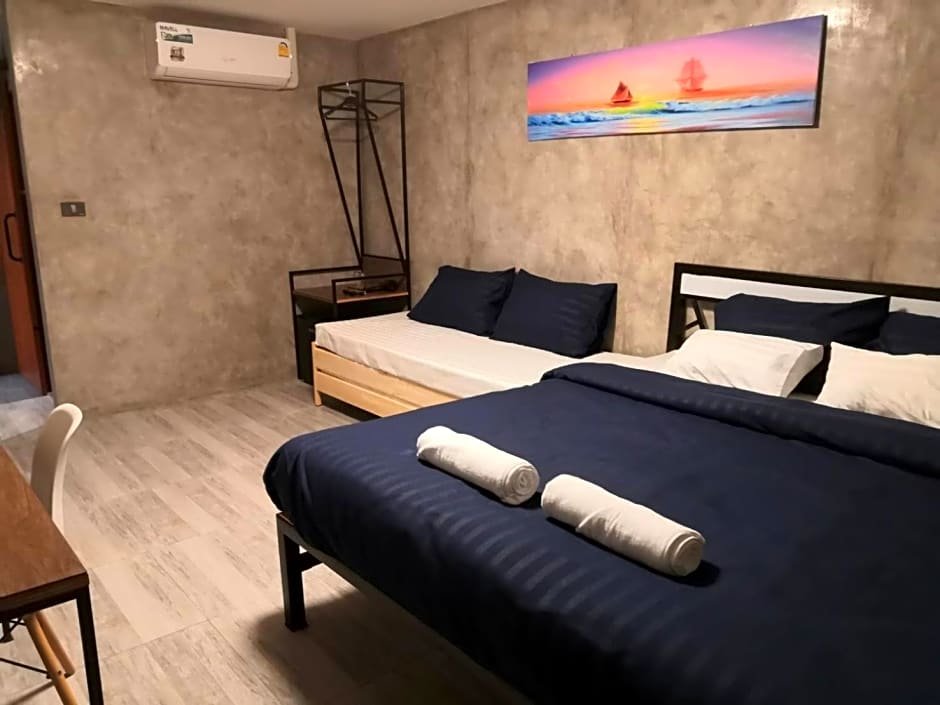Лансака: Phooree Boutique Hotel โรงแรมภูรีบูธีค