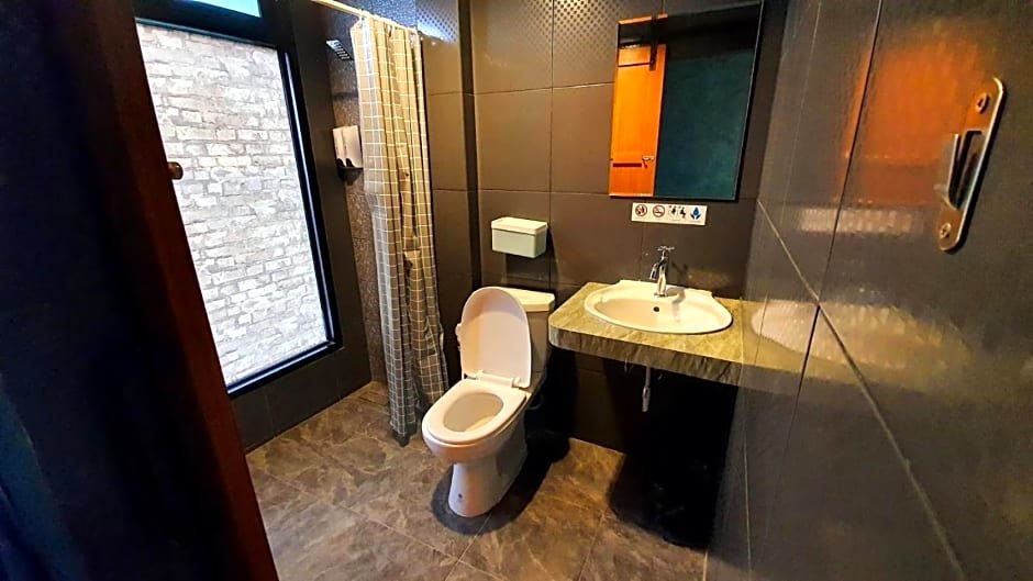 Лансака: Phooree Boutique Hotel โรงแรมภูรีบูธีค