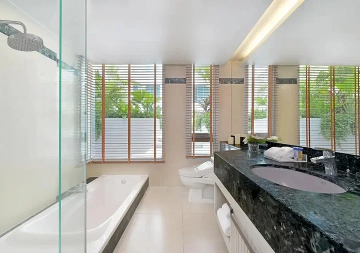Бангкок: Отель Centre Point Hotel Sukhumvit 10