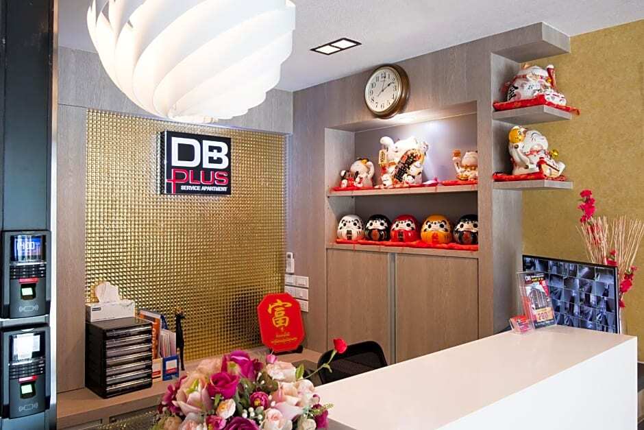 Бангкок: DB Plus 5