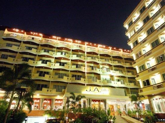 Паттайя: Capital O 408 JA Villa