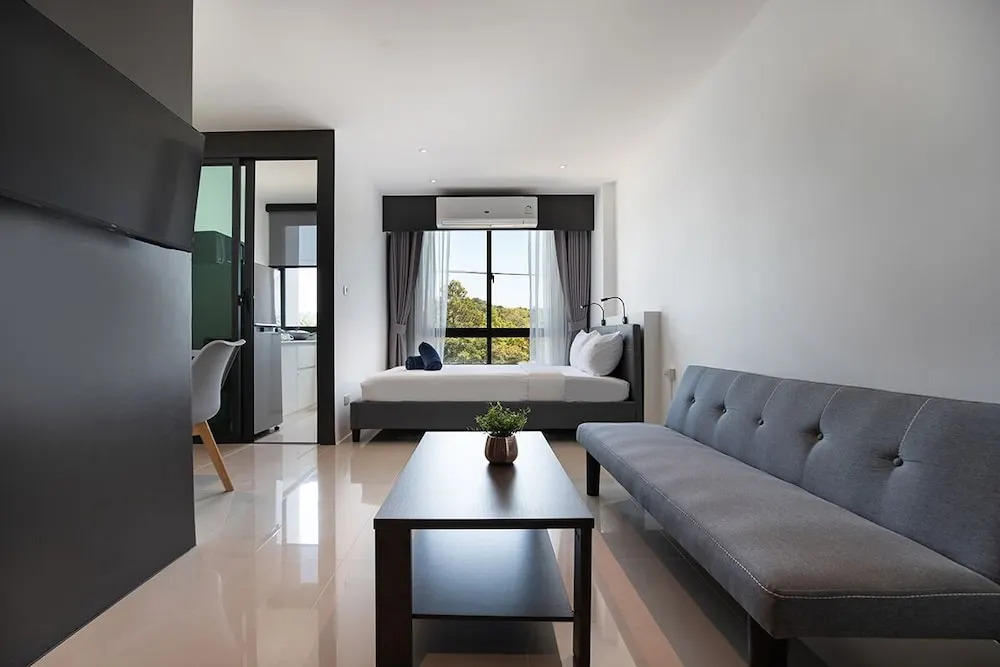 Кату: Studio Central Hillview A901