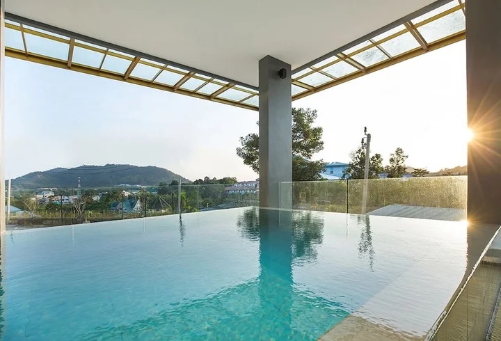 Кату: Studio Central Hillview A901