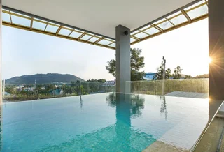 Кату: Studio Central Hillview A901