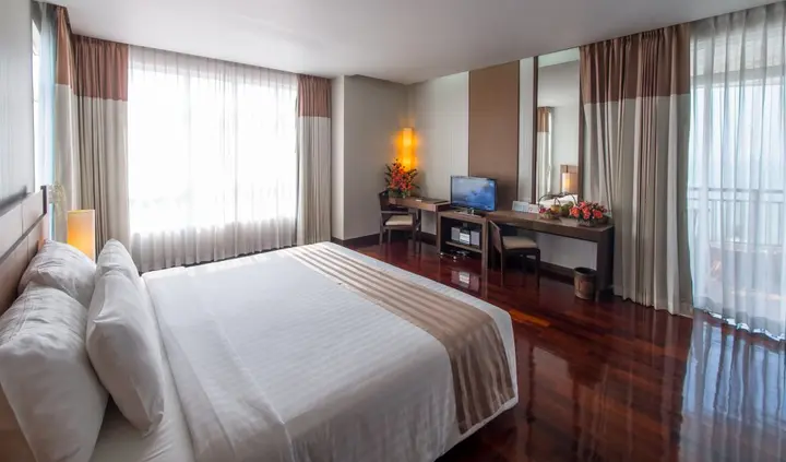 Паттайя: The Pattaya Discovery Beach Hotel Pattaya