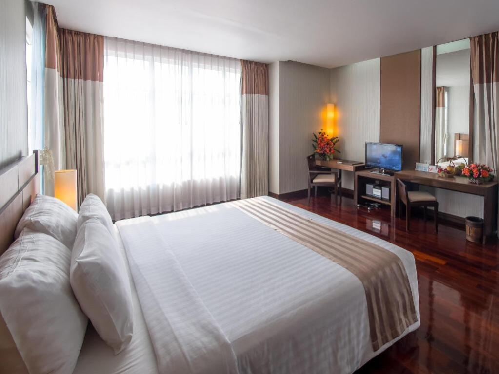 Паттайя: The Pattaya Discovery Beach Hotel Pattaya