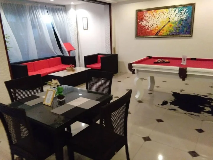 Кату: The Shades Boutique Hotel Patong Phuket