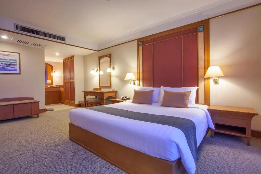 Паттайя: Cholchan Pattaya Beach Resort