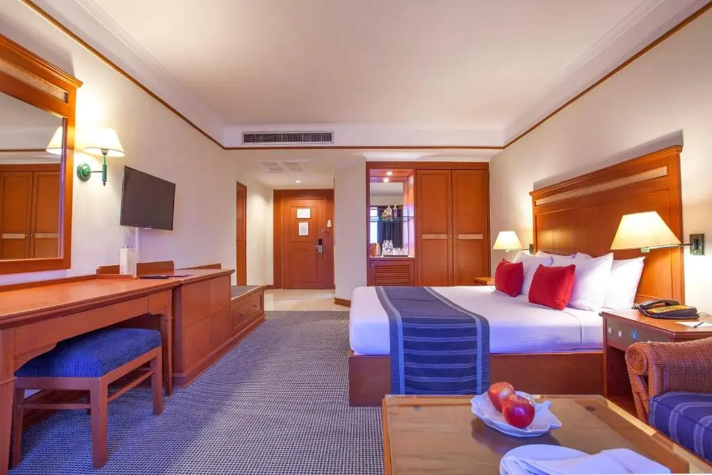 Паттайя: Cholchan Pattaya Beach Resort