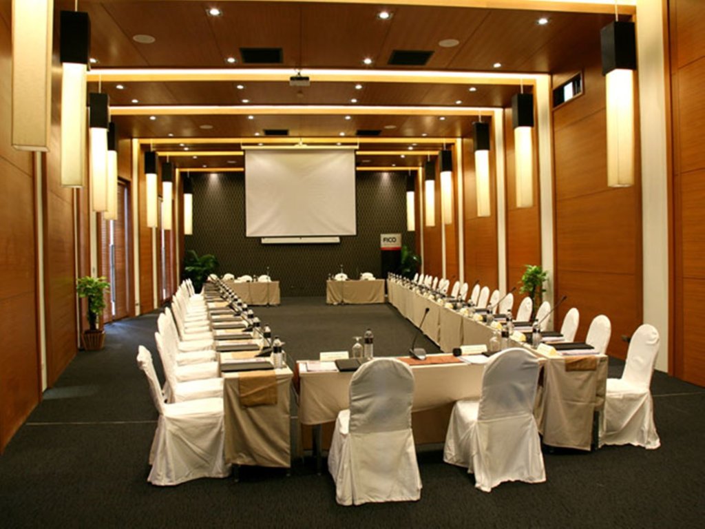 Кату: Cape Sienna Gourmet Hotel & Villas