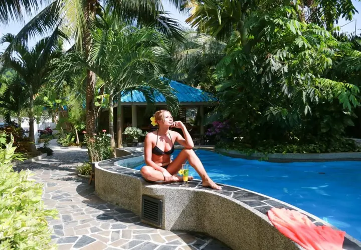 Кату: Naka Resort