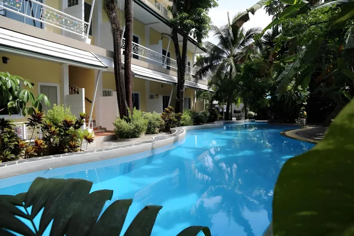 Кату: Naka Resort