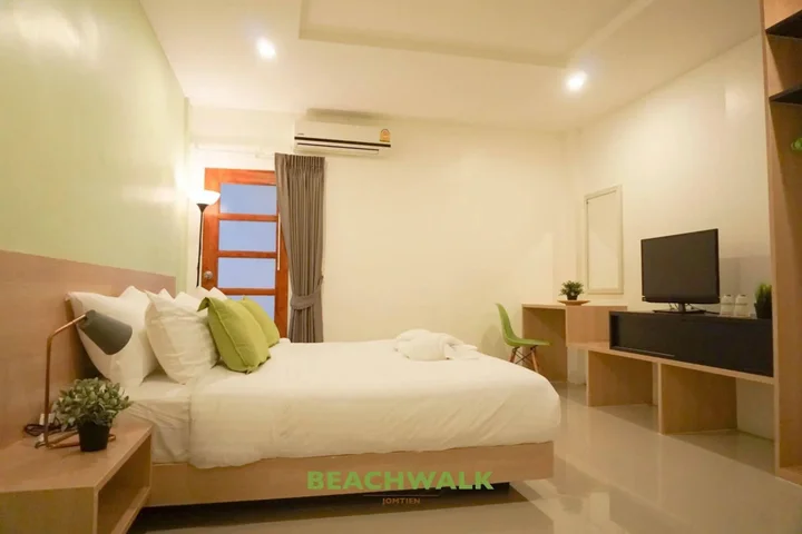Паттайя: Beachwalk Jomtien