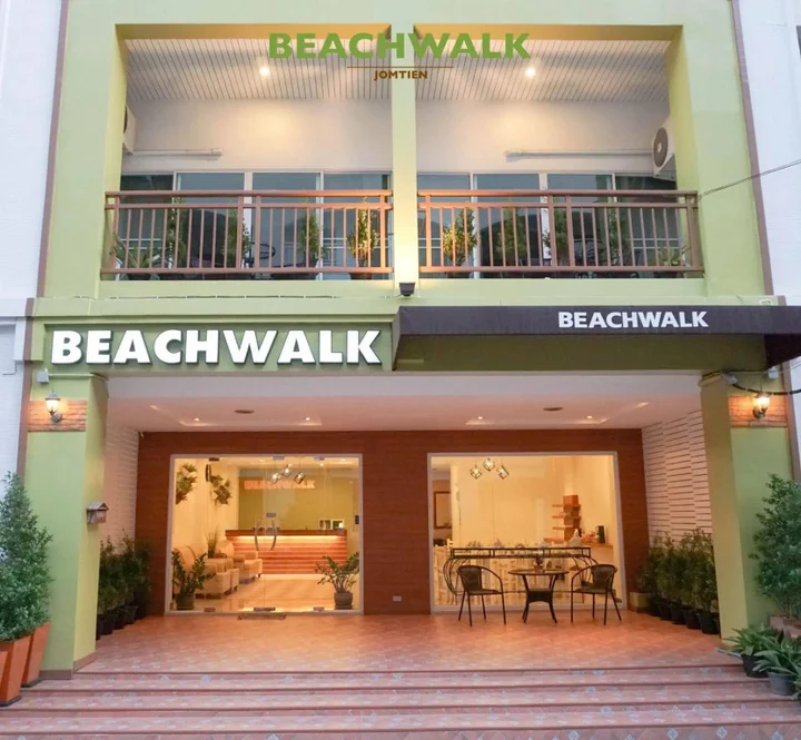 Паттайя: Beachwalk Jomtien