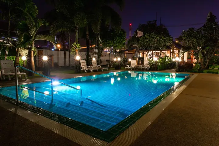 Тхаланг: Phuket Airport Hotel