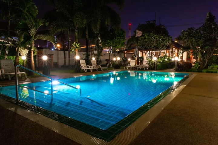 Тхаланг: Phuket Airport Hotel