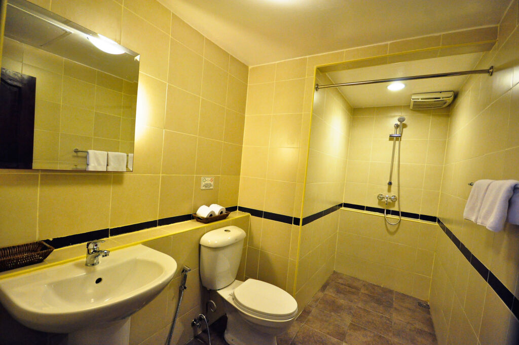 Тхаланг: Phuket Airport Hotel