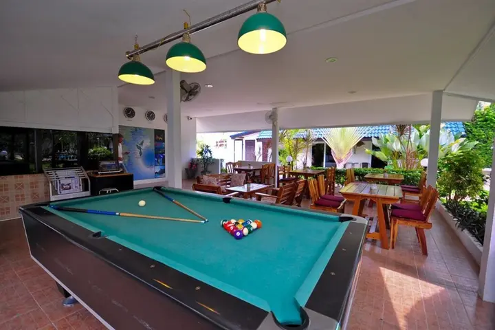 Тхаланг: Phuket Airport Hotel