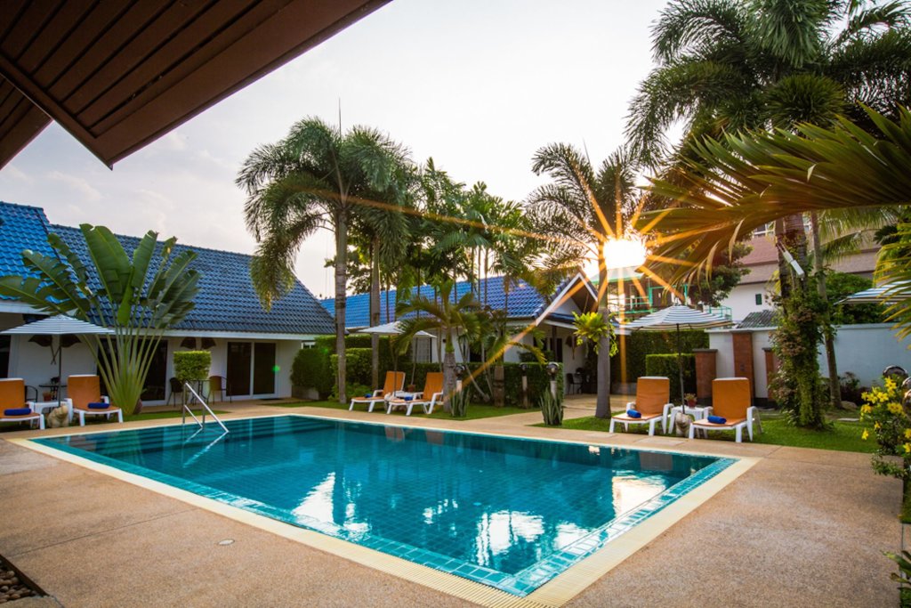 Тхаланг: Phuket Airport Hotel