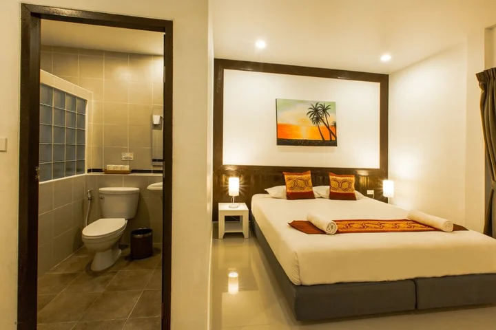 Тхаланг: Phuket Airport Hotel