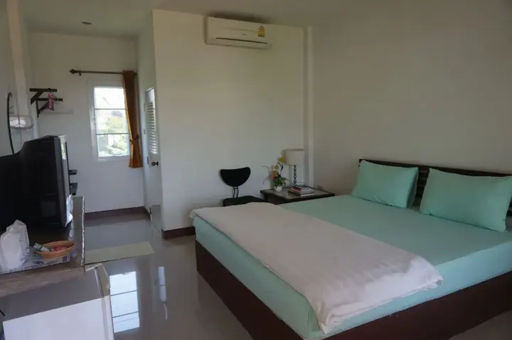 Тхат-Пханом: Thatphanom Place