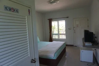 Тхат-Пханом: Thatphanom Place