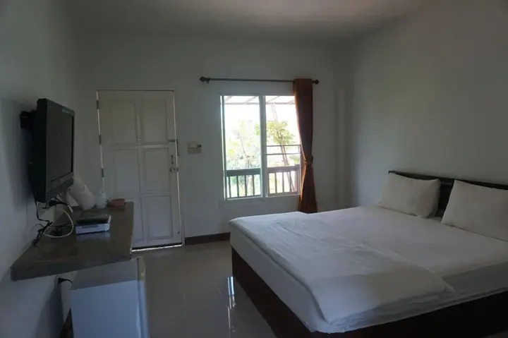Тхат-Пханом: Thatphanom Place