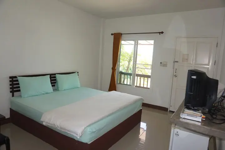 Тхат-Пханом: Thatphanom Place