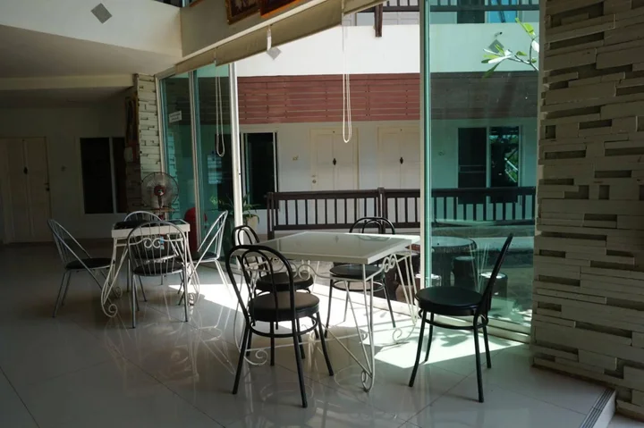 Тхат-Пханом: Thatphanom Place