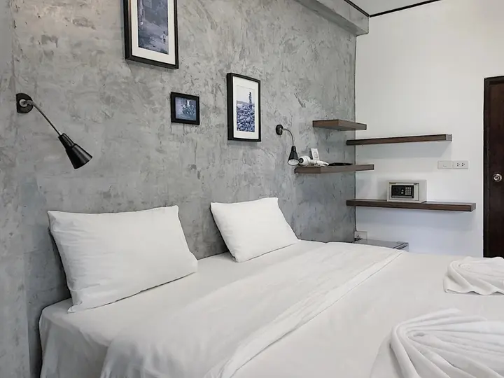 пляж Санрайз: The Reef Hotel & Studios