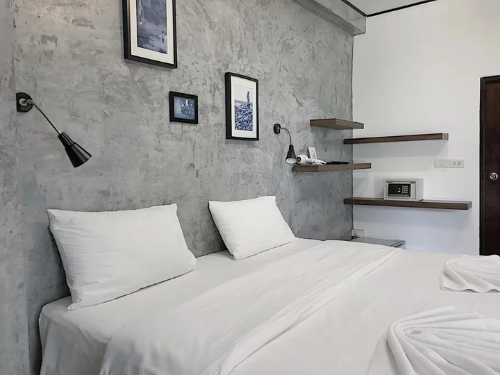 пляж Санрайз: The Reef Hotel & Studios