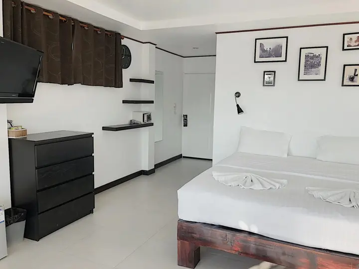 пляж Санрайз: The Reef Hotel & Studios