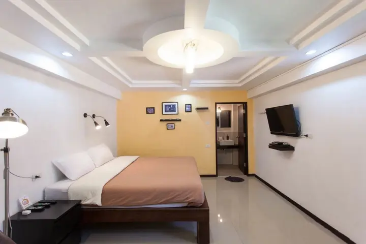 пляж Санрайз: The Reef Hotel & Studios