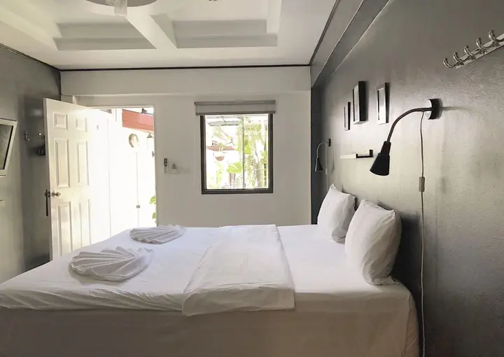 пляж Санрайз: The Reef Hotel & Studios
