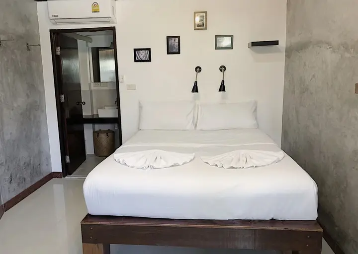 пляж Санрайз: The Reef Hotel & Studios