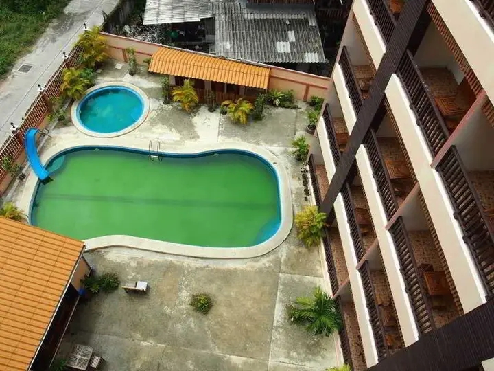 Паттайя: Golden Tulip Essential Pattaya