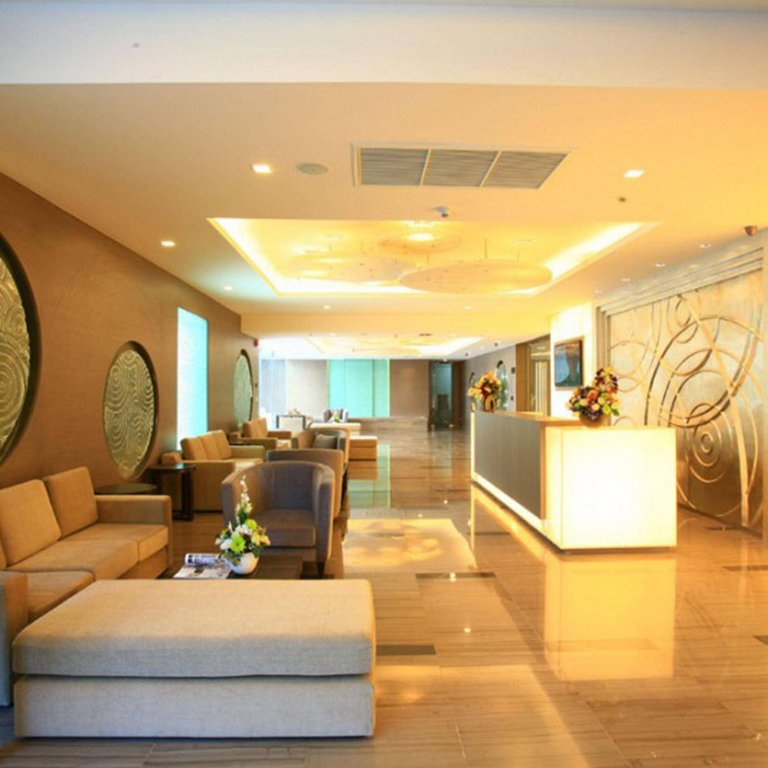Бангкок: 39 Boulevard Executive Residence