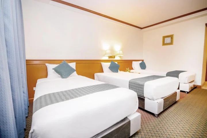 Хатъяй: Sing Golden Place Hotel