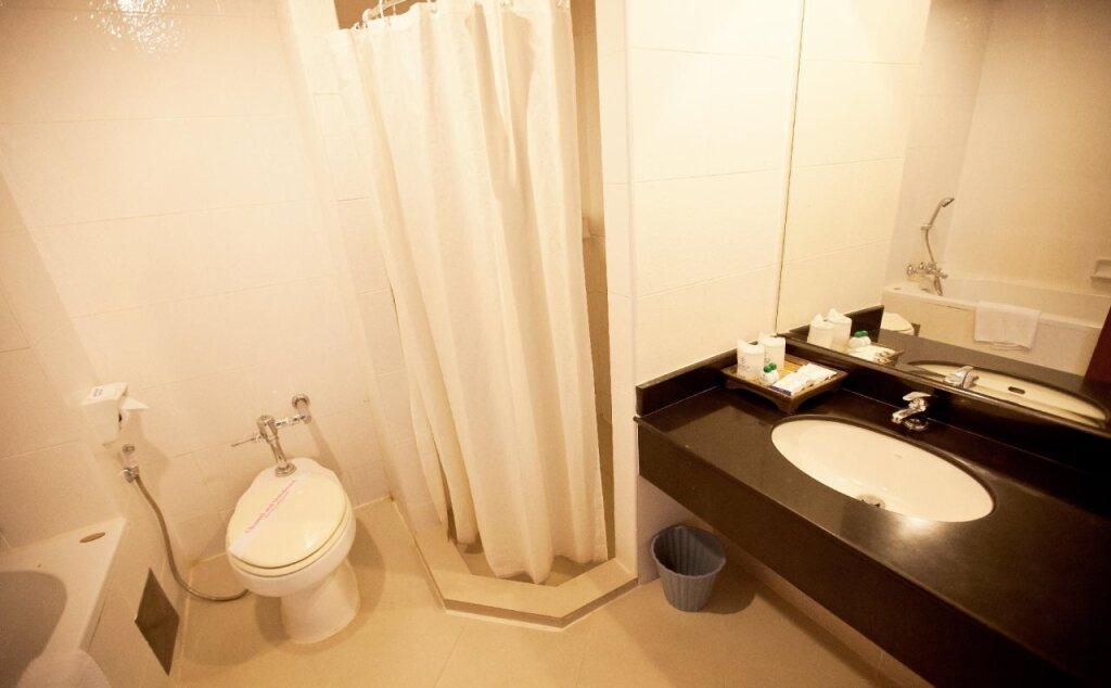Хатъяй: Sing Golden Place Hotel
