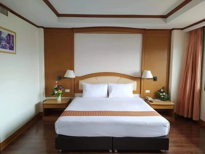 Хатъяй: Sing Golden Place Hotel